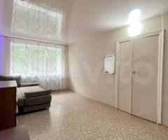 1-к. квартира, 33 м², 5/5 эт. - 3