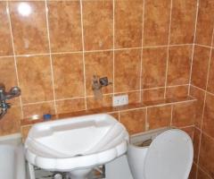 1-к. квартира, 30 м², 9/9 эт. - 5